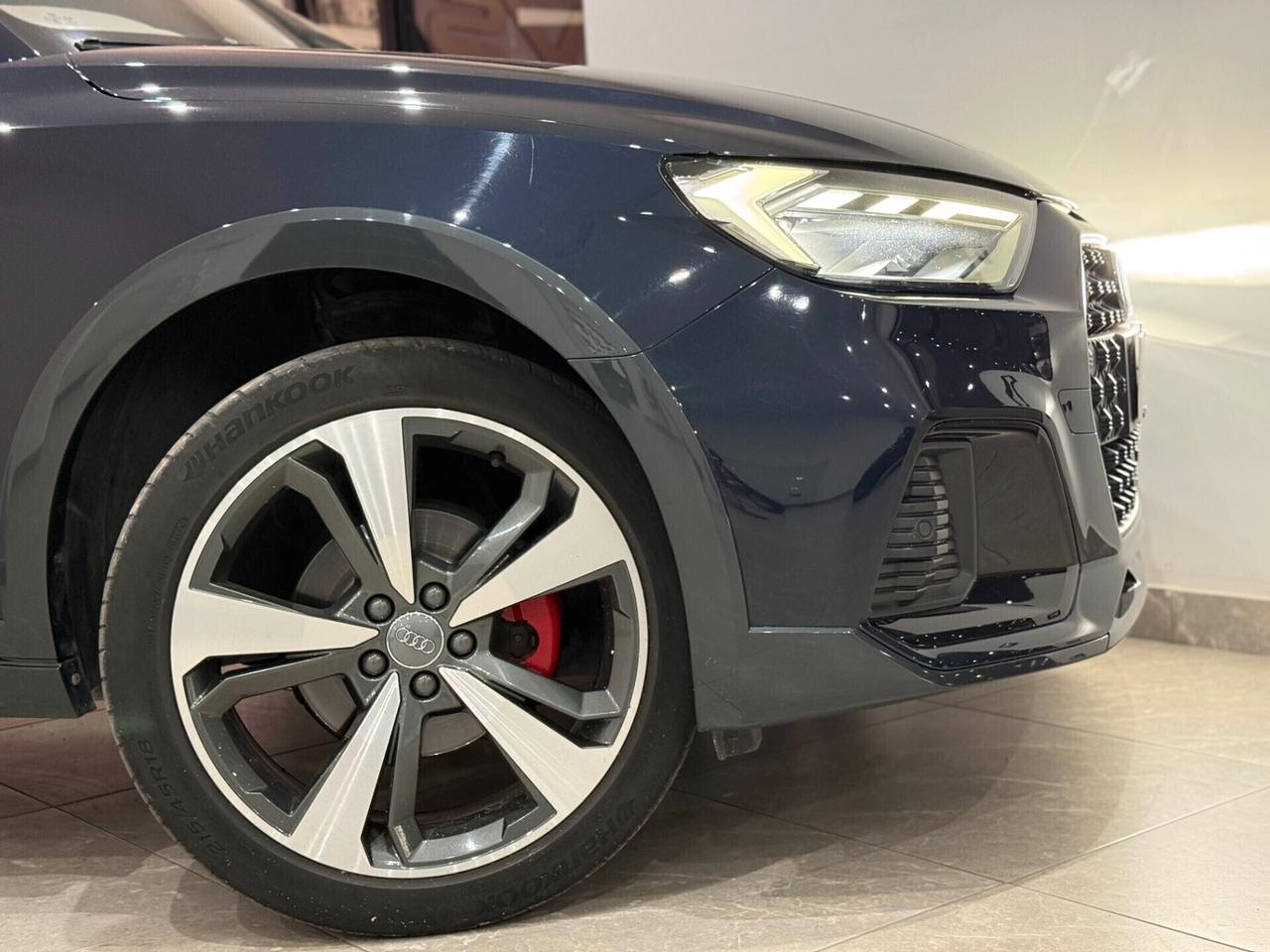 Audi A1 citycarver 30 TFSI S tronic Identity Contrast