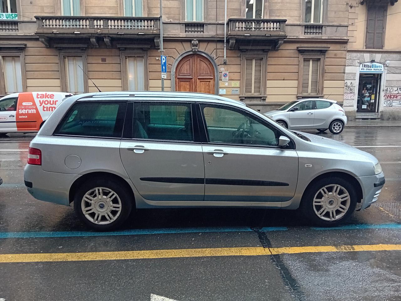FIAT STILO - APERTI AD AGOSTO