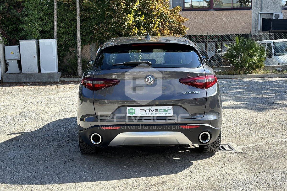 ALFA ROMEO Stelvio 2.2 Turbodiesel 180 CV AT8 RWD Executive