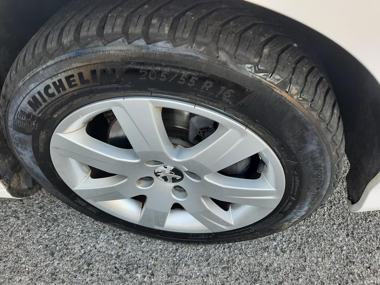 Peugeot 308 1.6 8V HDi 93CV 5p. Active