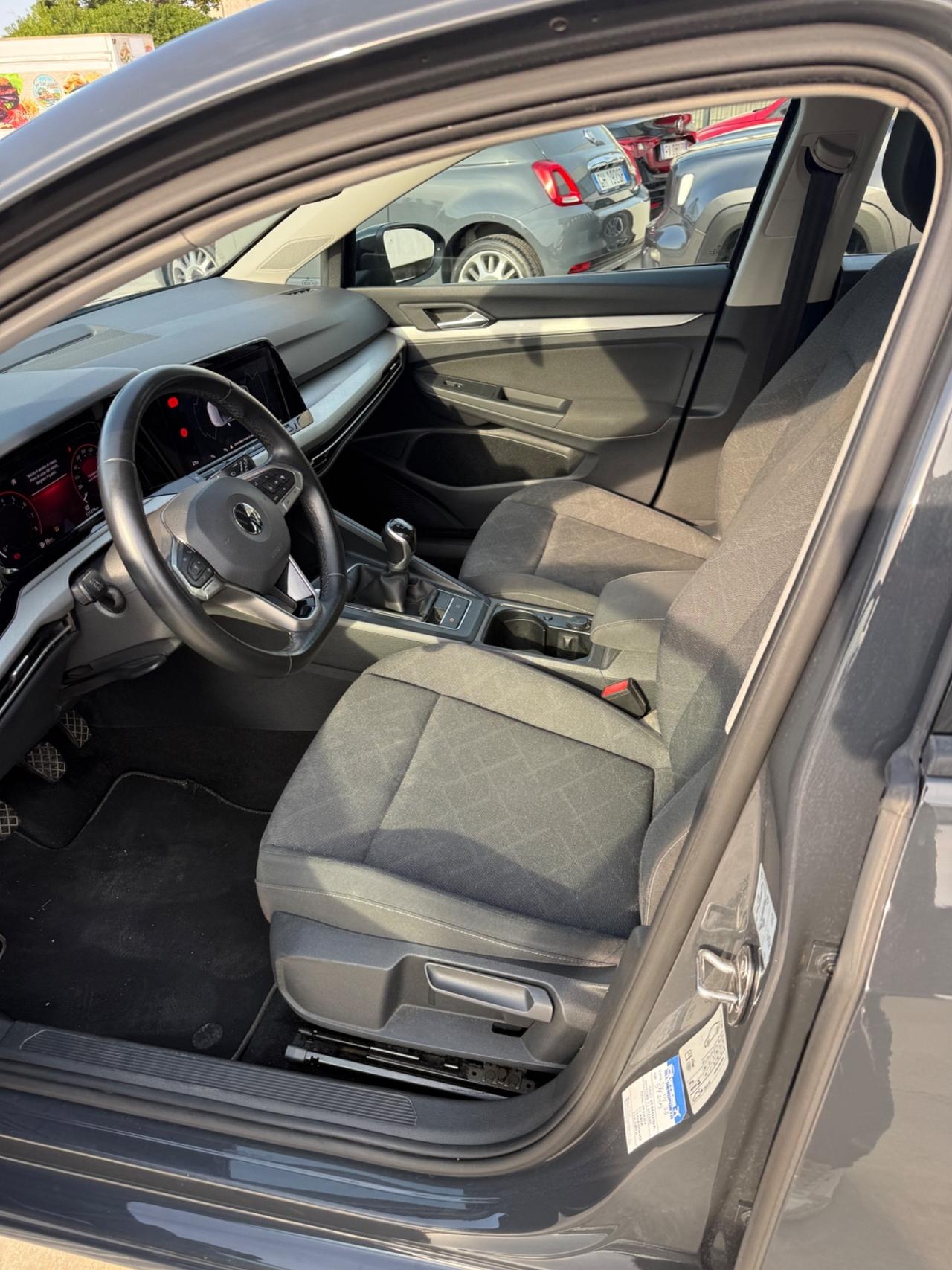 Volkswagen Golf 1.0 TSI EVO Life