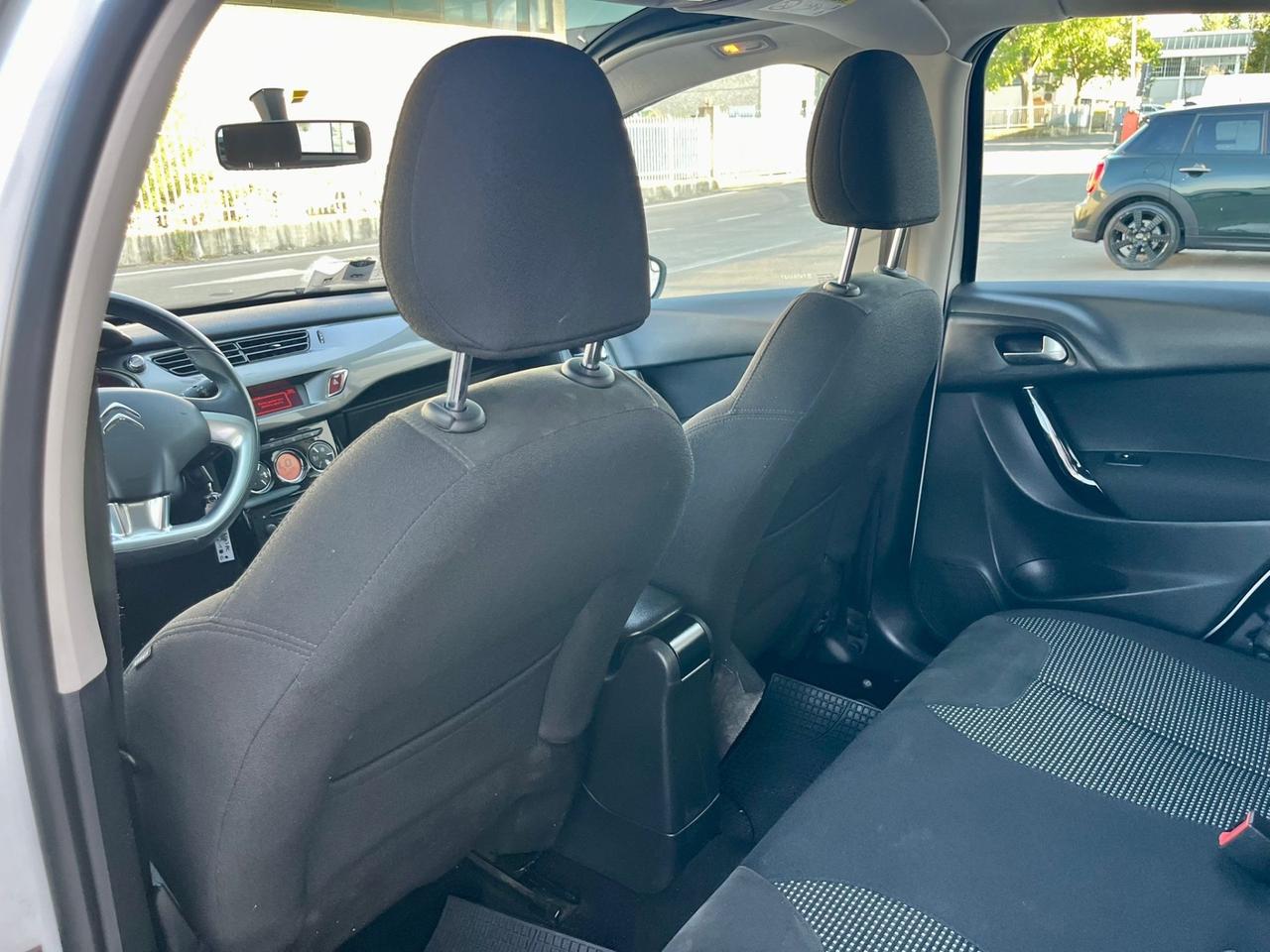Citroen C3 1.2benz 2015 93.000km per neopatentati