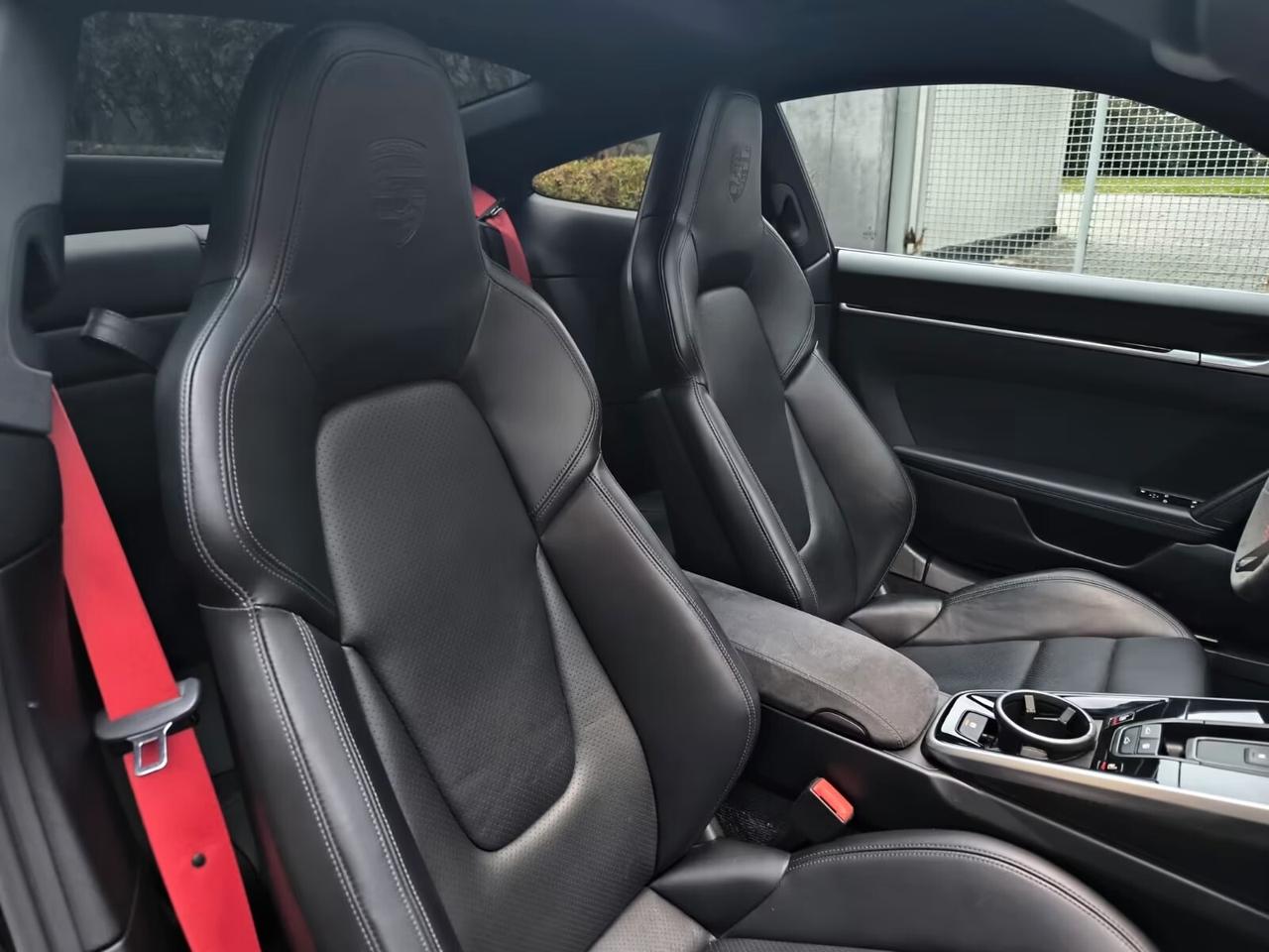 Porsche 911 Carrera S 992 Sport Design/Panorama FULL