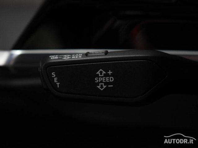 AUDI Q3 45 TFSIe S-Tronic 2xS-Line Retrocamera, Cerchi 19"