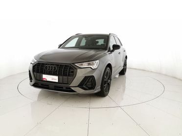Audi Q3 45 1.4 tfsi e Identity Black s-tronic