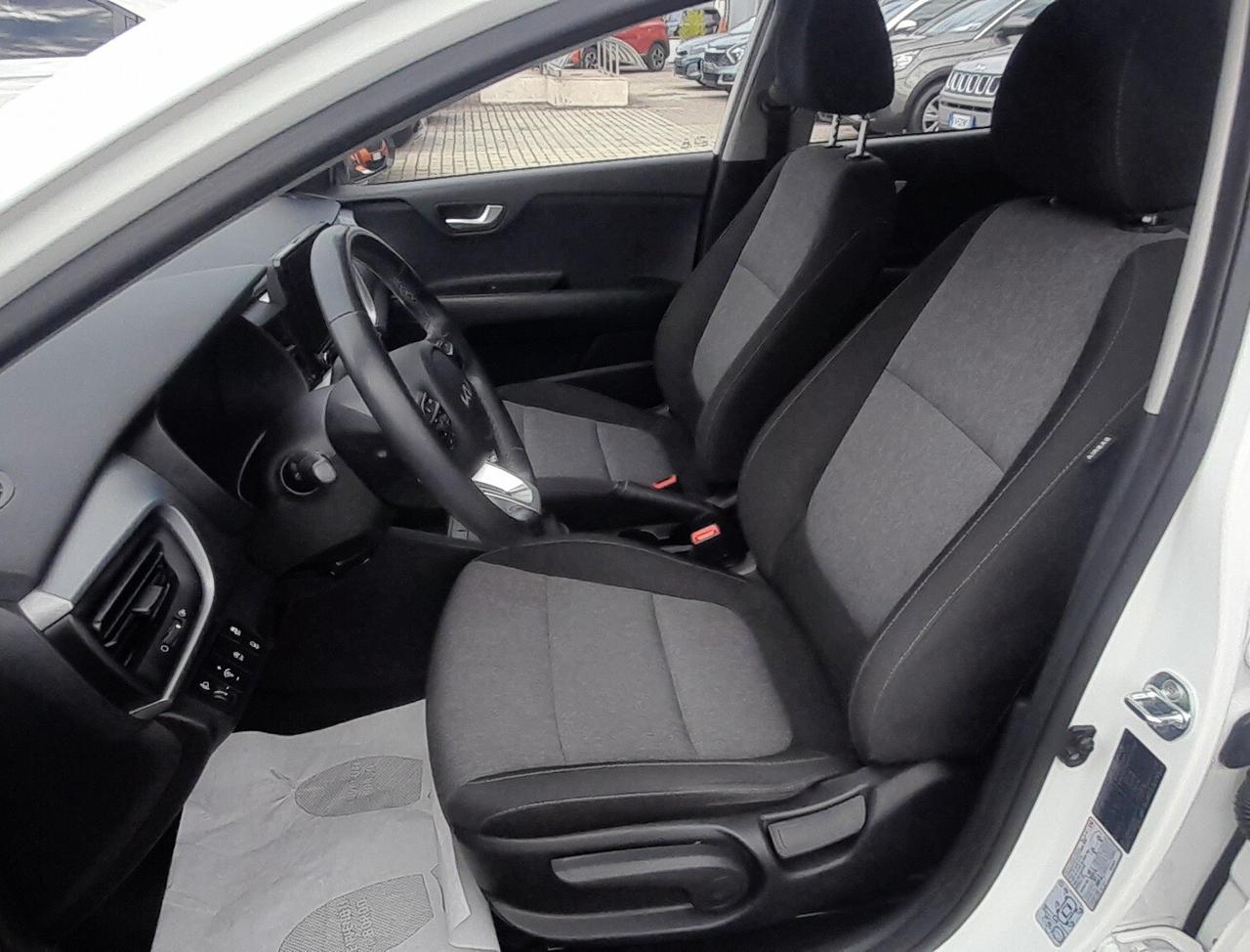 Kia Stonic 1.2 DPI Urban