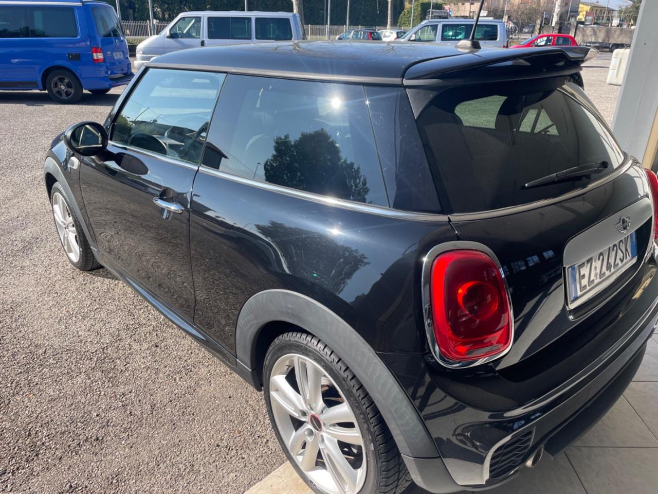 Mini Cooper D 1.5 John Cooper Works