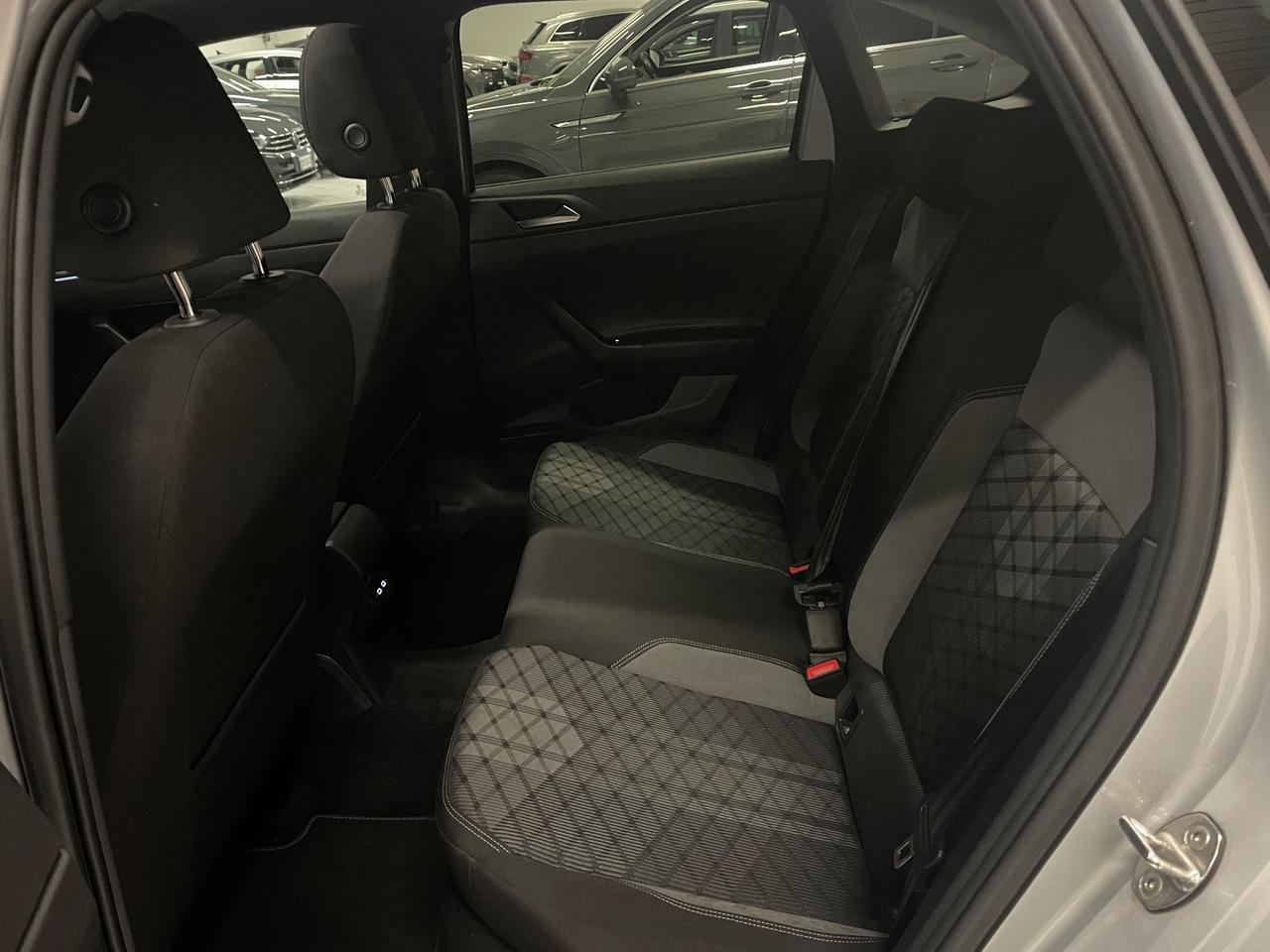 Volkswagen Taigo 1.0 TSI 115 CV DSG R-Line