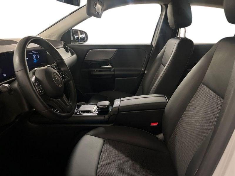 Mercedes-Benz GLA 200 d Automatic Business Extra