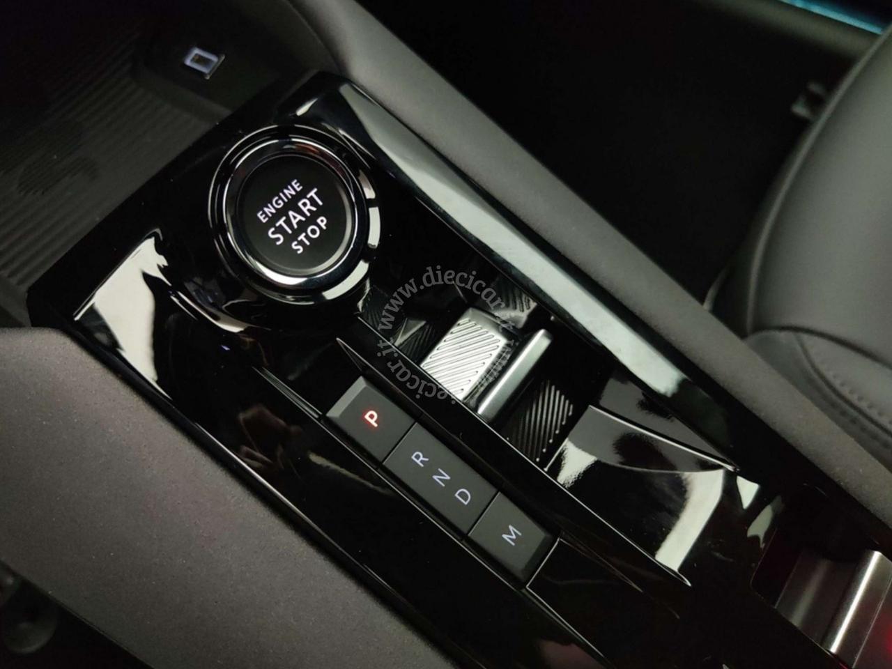 Alfa Romeo Junior 1.2 145 CV Hybrid eDCT6 Speciale IVA ESP VARI COLORI