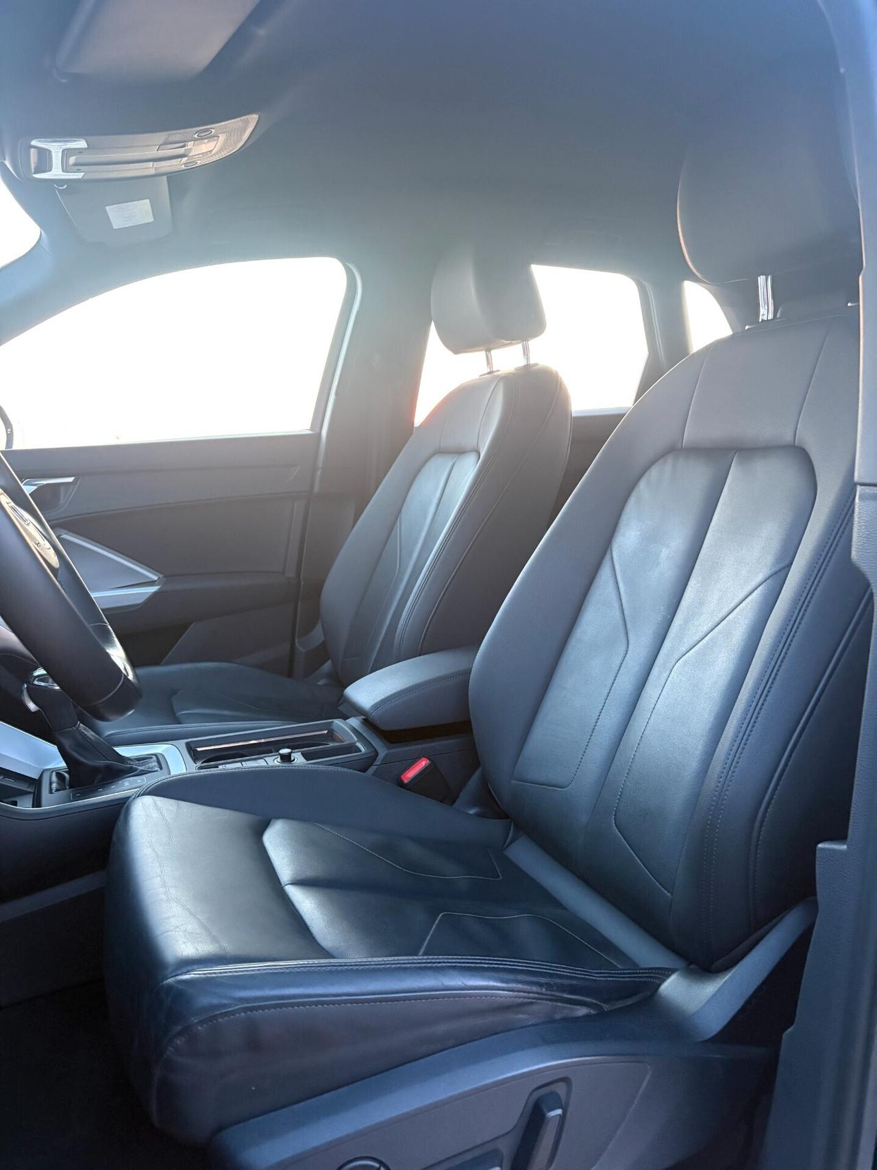 Audi Q3 35 TDI S tronic Business Advanced