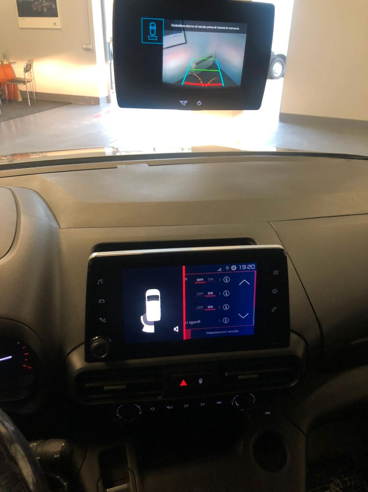 CITROEN BERLINGO 1.5 HDI 130CV 3 POSTI AT8 ( CAMBIO AUTOMATICO )