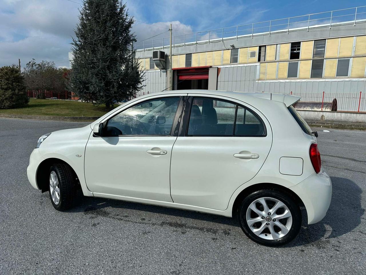 Nissan Micra 1.2 12V 5 porte Acenta-2017