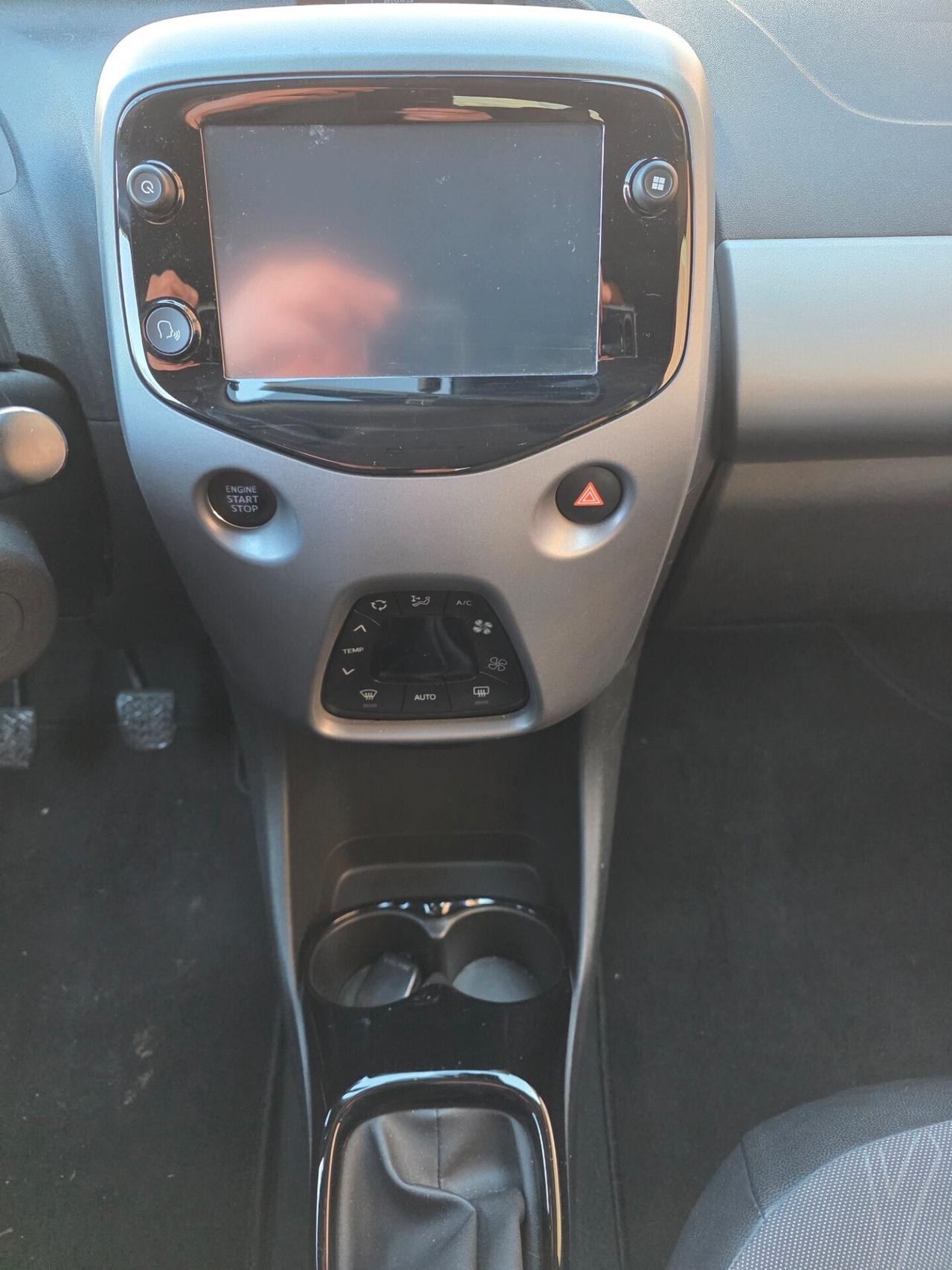 Toyota Aygo 1.0 VVT-i 72 CV 5 porte x-cite