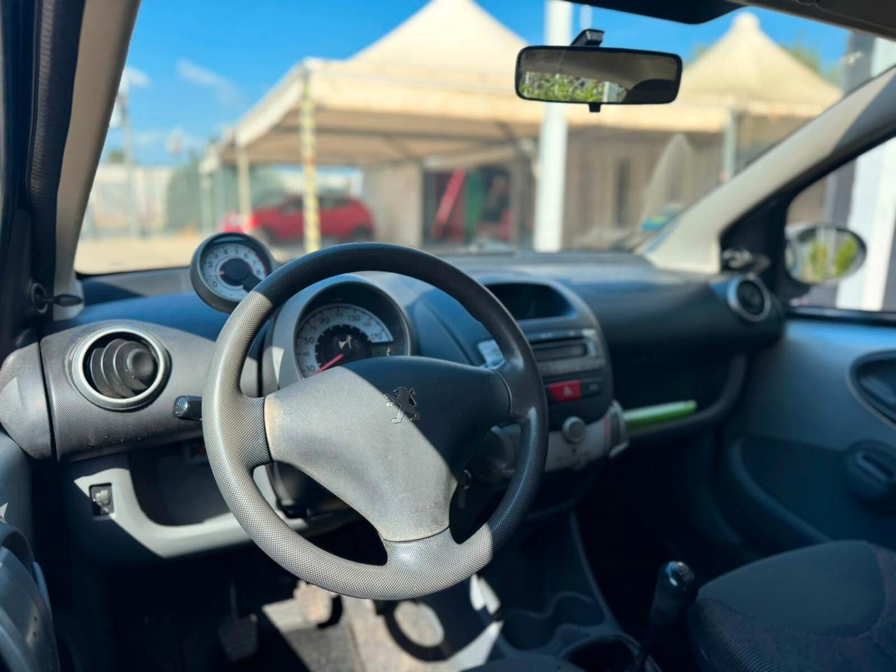 Peugeot 107 1.0 68CV 5p. Desir