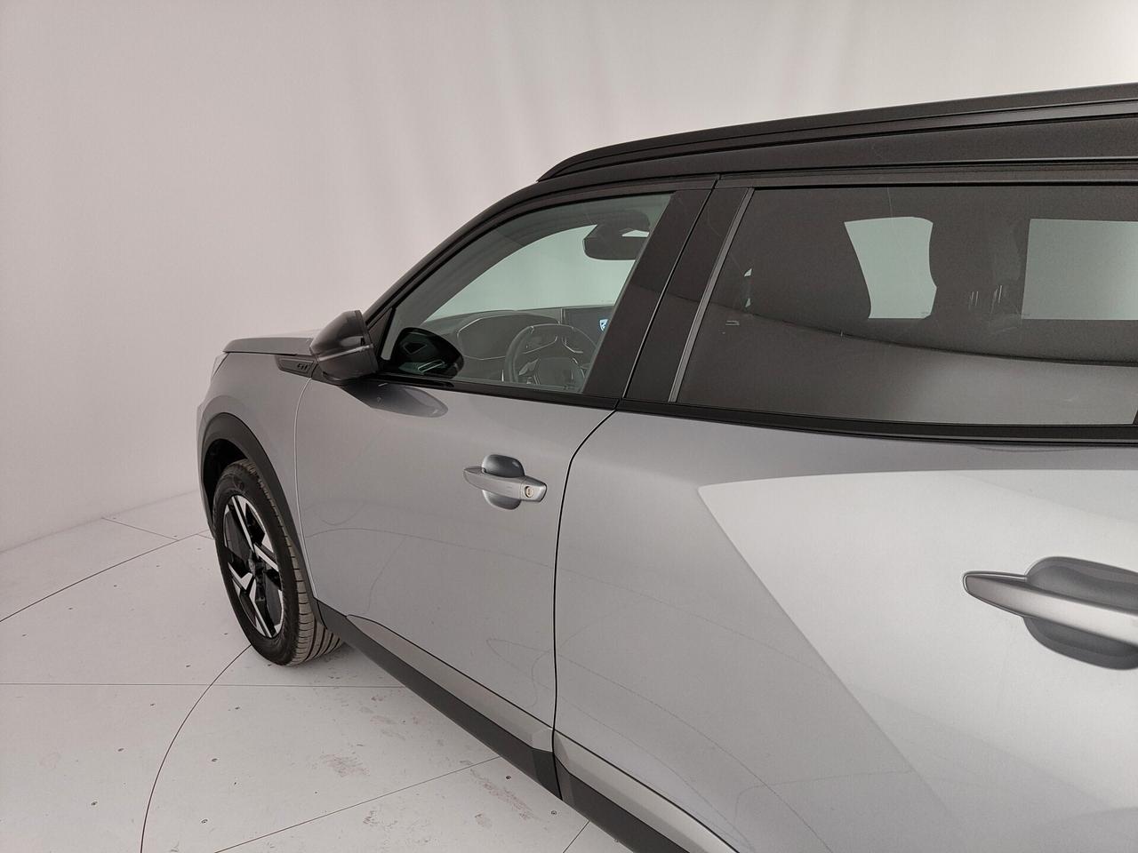 Peugeot 2008 PureTech 130 S&S EAT8 GT