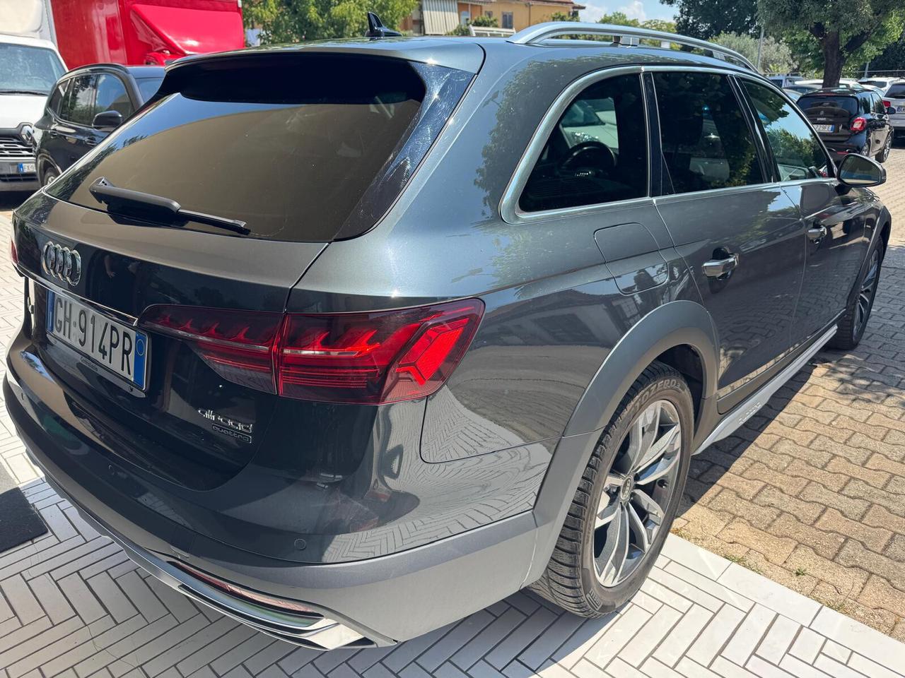Audi A4 allroad A4 allroad 40 TDI 204 CV S tronic Identity Contrast mhev