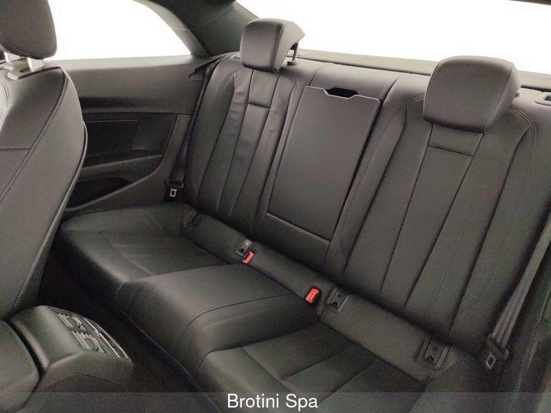 Audi A5 A5 40 TDI quattro S tronic Business Advanced