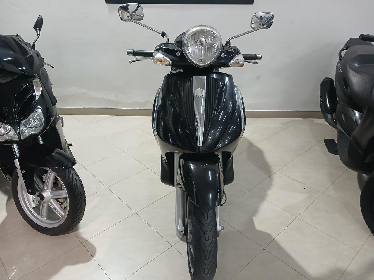 Piaggio Beverly 300 TOURER