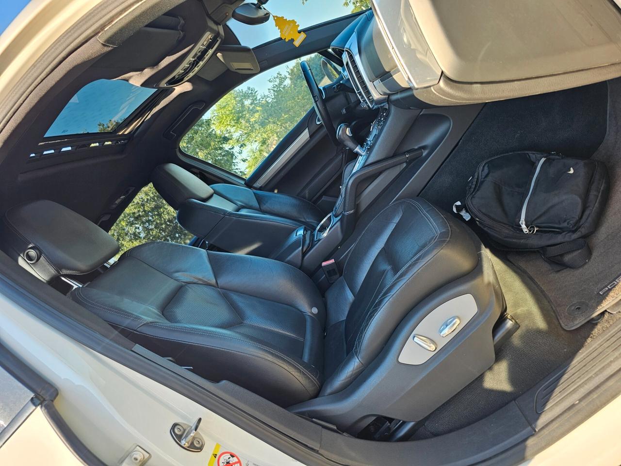Porsche Cayenne 3.0 Diesel V6 240cv tetto apribile