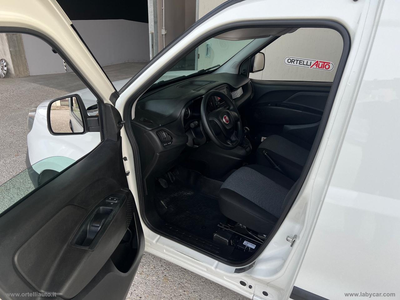 Doblò 1.6 MJT 105 PL-TA Cargo MaxiXL Bus