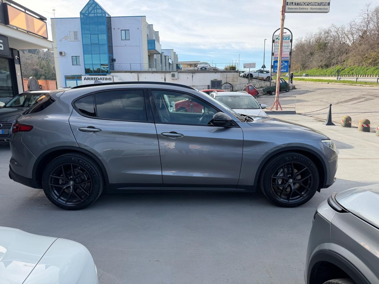 Alfa Romeo Stelvio 2.2 Turbodiesel 190 CV AT8 RWD B-Tech