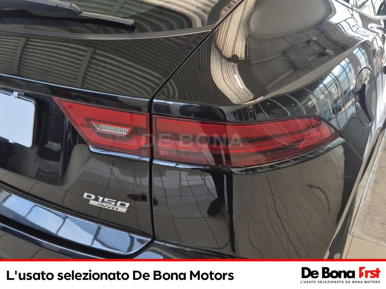 Jaguar E-Pace 2.0d i4 r-dynamic s awd 150cv auto