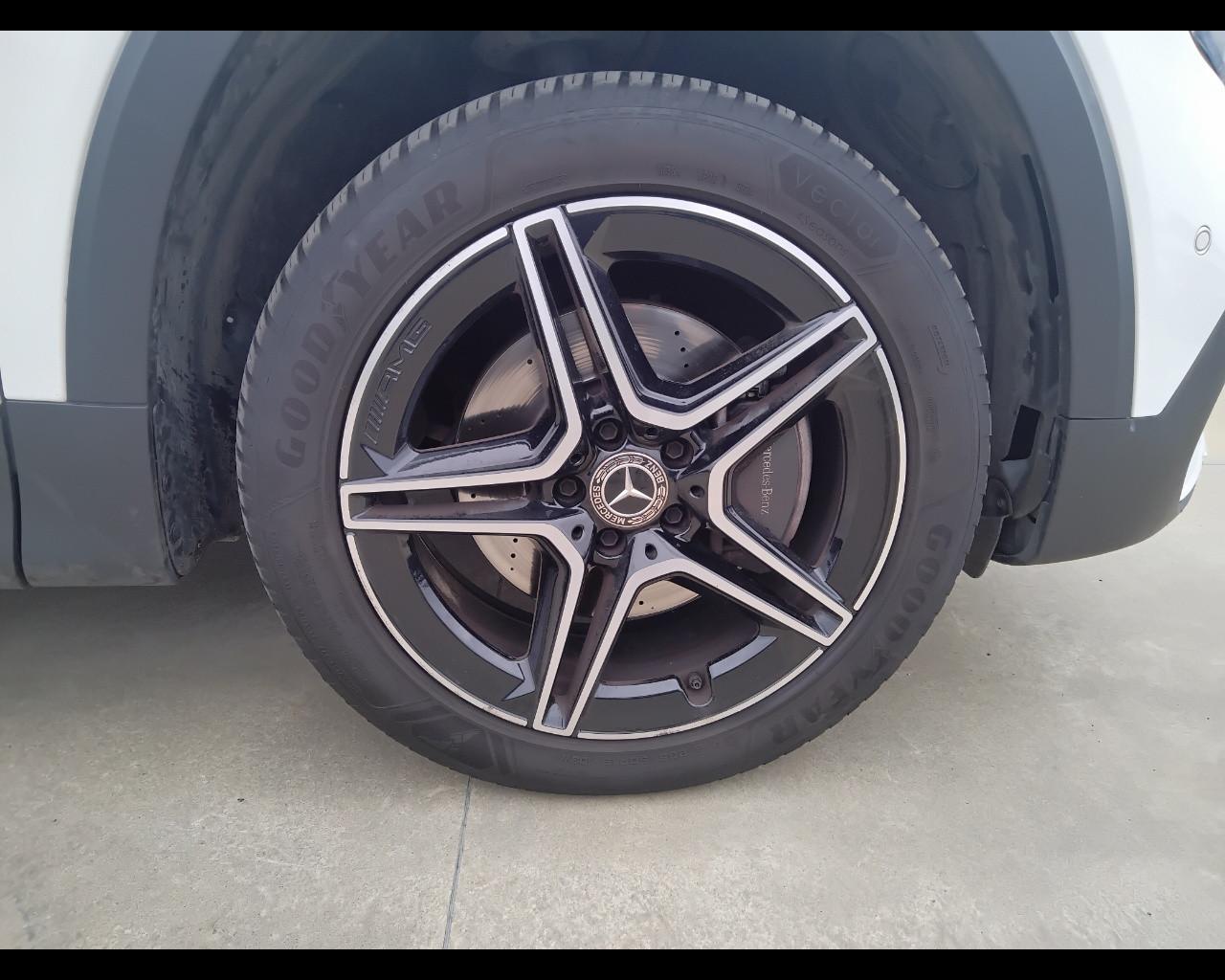 Mercedes-Benz GLB - X247 2019 - GLB 200 d Premium auto