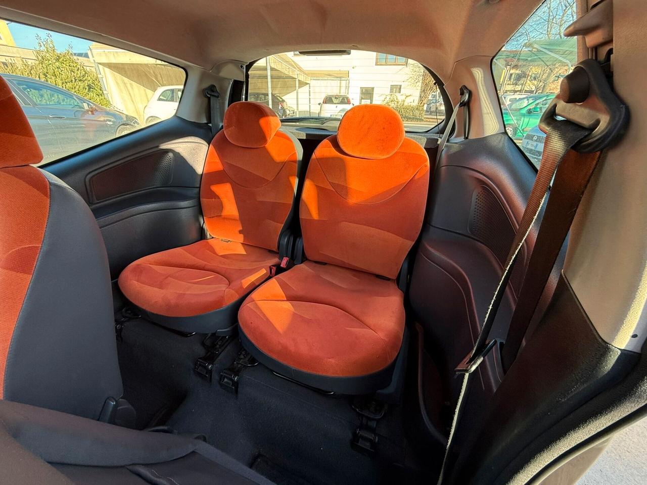 Citroen C2 1.1 87.000 KM CLIMA