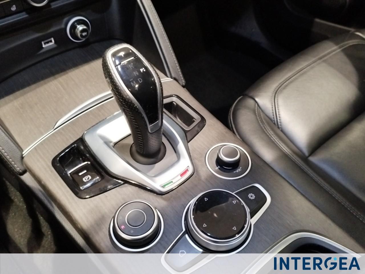 ALFA ROMEO Stelvio 2.2 t Ti Q4 210cv auto