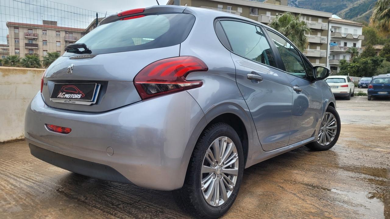 Peugeot 208 BlueHDi 100 S&S 5 porte GT Line