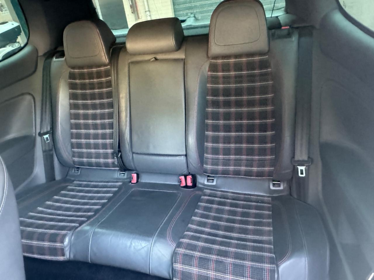 Volkswagen Golf 2.0 16V 230CV 3p. GTI Edition 30