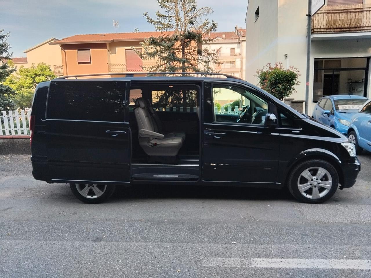 Mercedes-benz Viano 2.2 CDI 4Matic Avantgarde