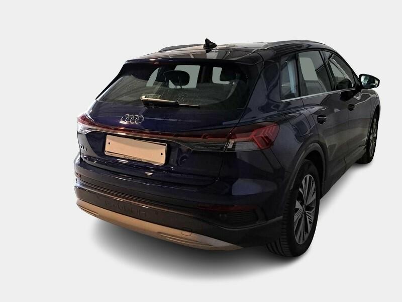 AUDI Q4 40 e-tron Business Advanced