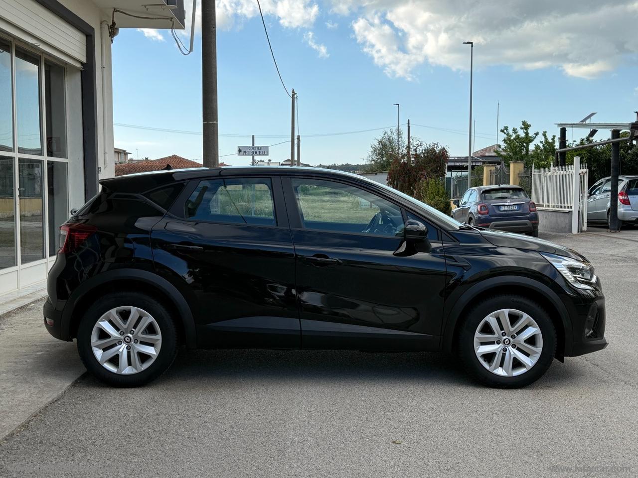 RENAULT Captur TCe 140 CV EVOLUTION