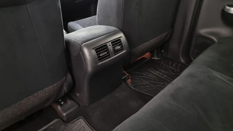 Nissan Navara 2.3 dCi 4WD Double Cab N-Connecta Gancio Traino