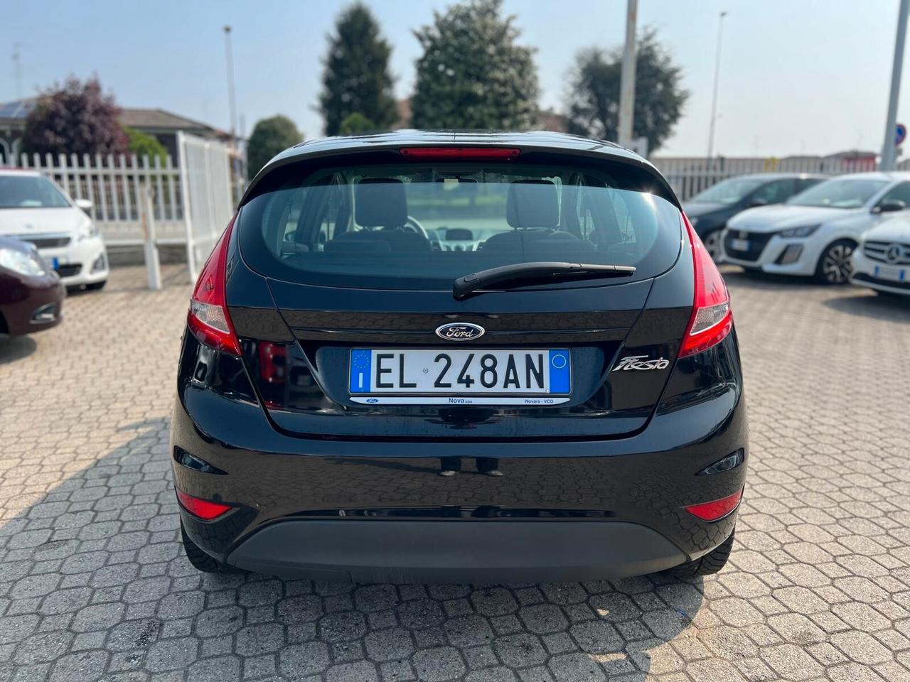 Ford Fiesta Ikon 1.4 TDCi 70CV 5p. Business