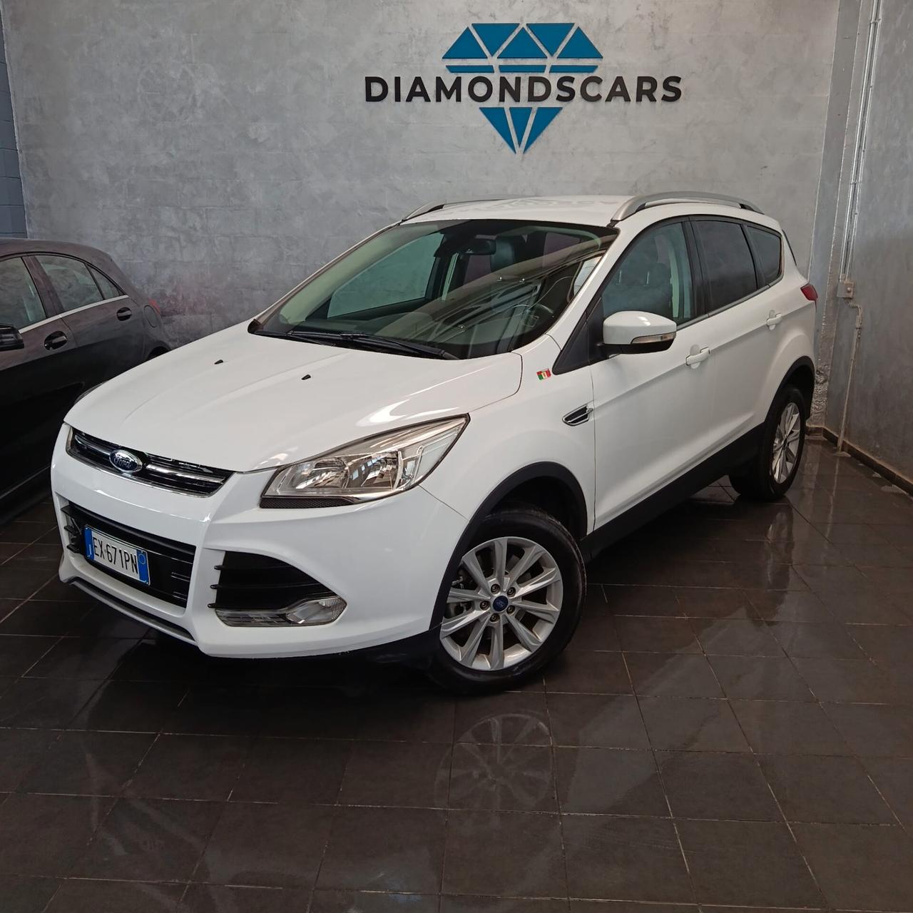 Ford KUGA 2.0 TDCI 4X4 TITANIUM EURO 6