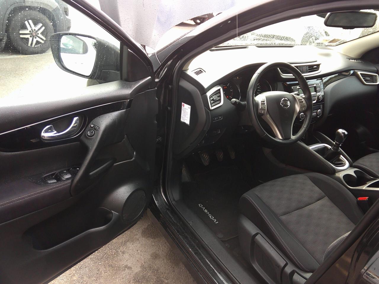 Nissan Qashqai 1.5 dCi DPF Acenta 14