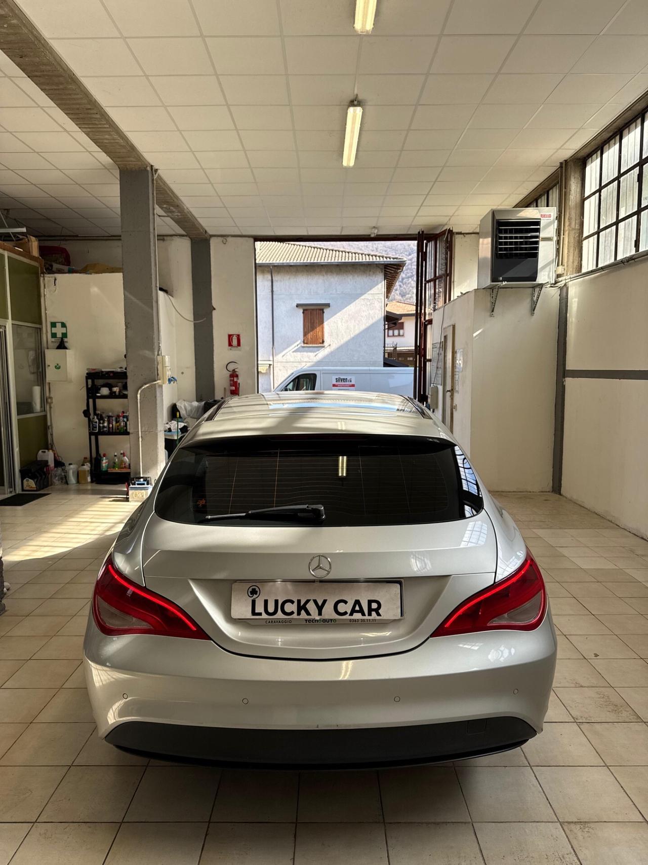 Mercedes-benz CLA 200 d Premium