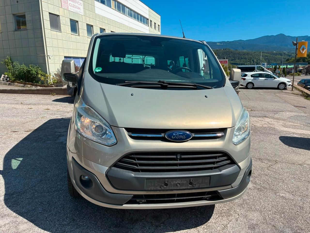 FORD TRANSIT CUSTOM 2.2 TDCi 155CV TITANIUM 8POSTI - GANCIO TRAINO