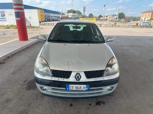 Renault Clio 1.2 16V cat 5 porte Privilège