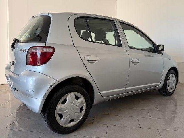 TOYOTA Yaris 1.0i 16V cat 5 porte Sol