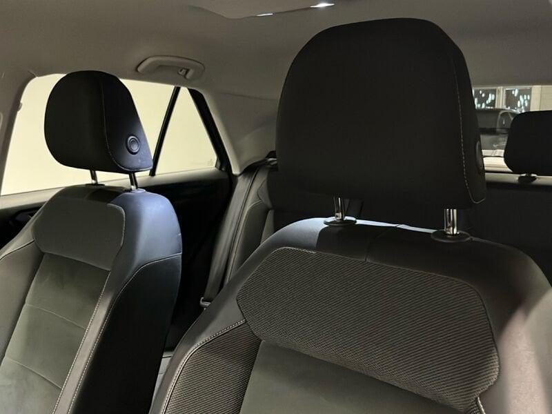 Volkswagen T-Roc STYLE 1.0 TSI 81 KW (110 CV)