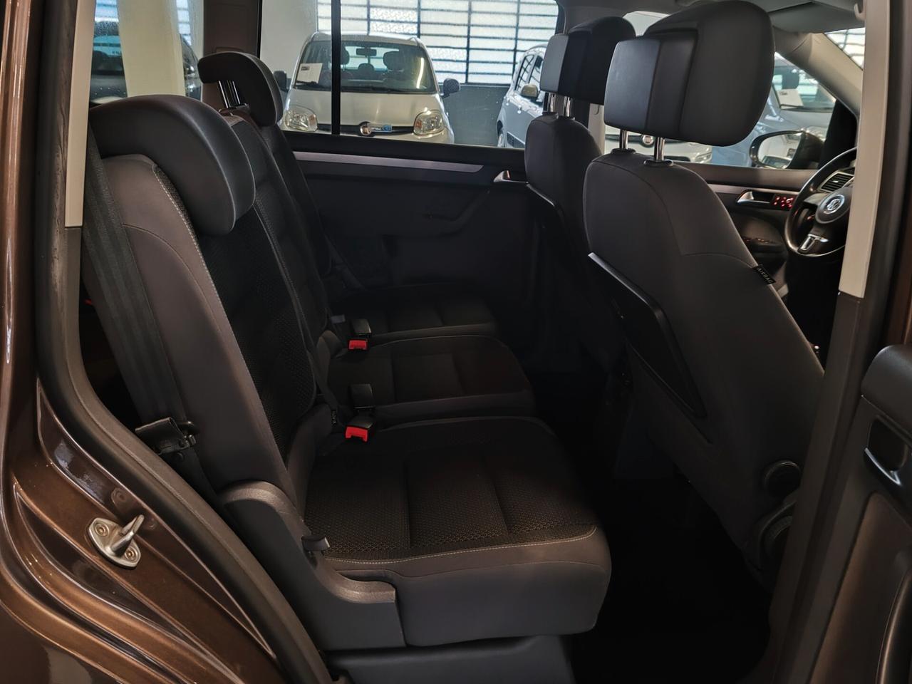 Volkswagen Touran 1.6 TDI DSG Comfortline