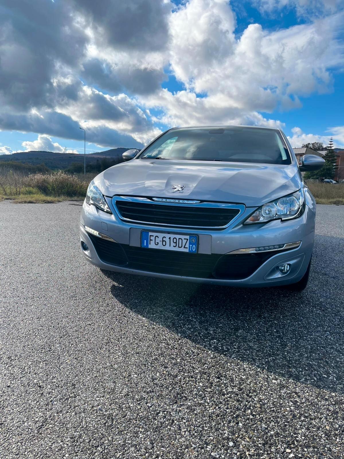 Peugeot 308 BlueHDi 120 S&S SW Allure