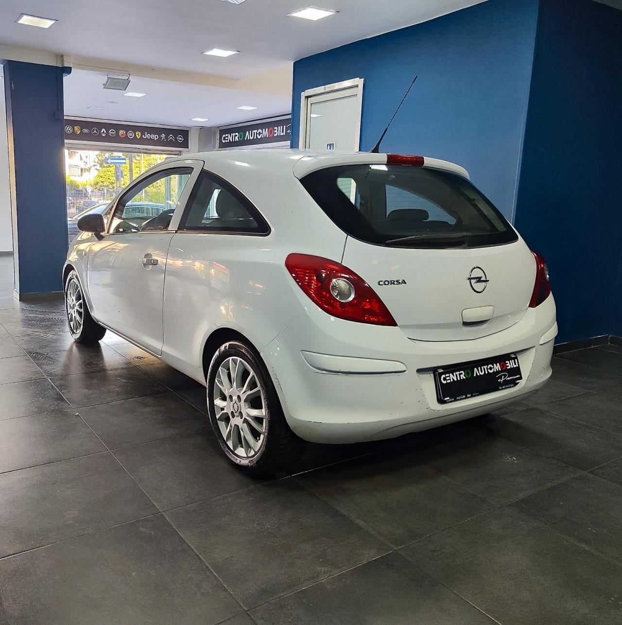 Opel Corsa 1.2 80CV 3 porte GPL-TECH Enjoy