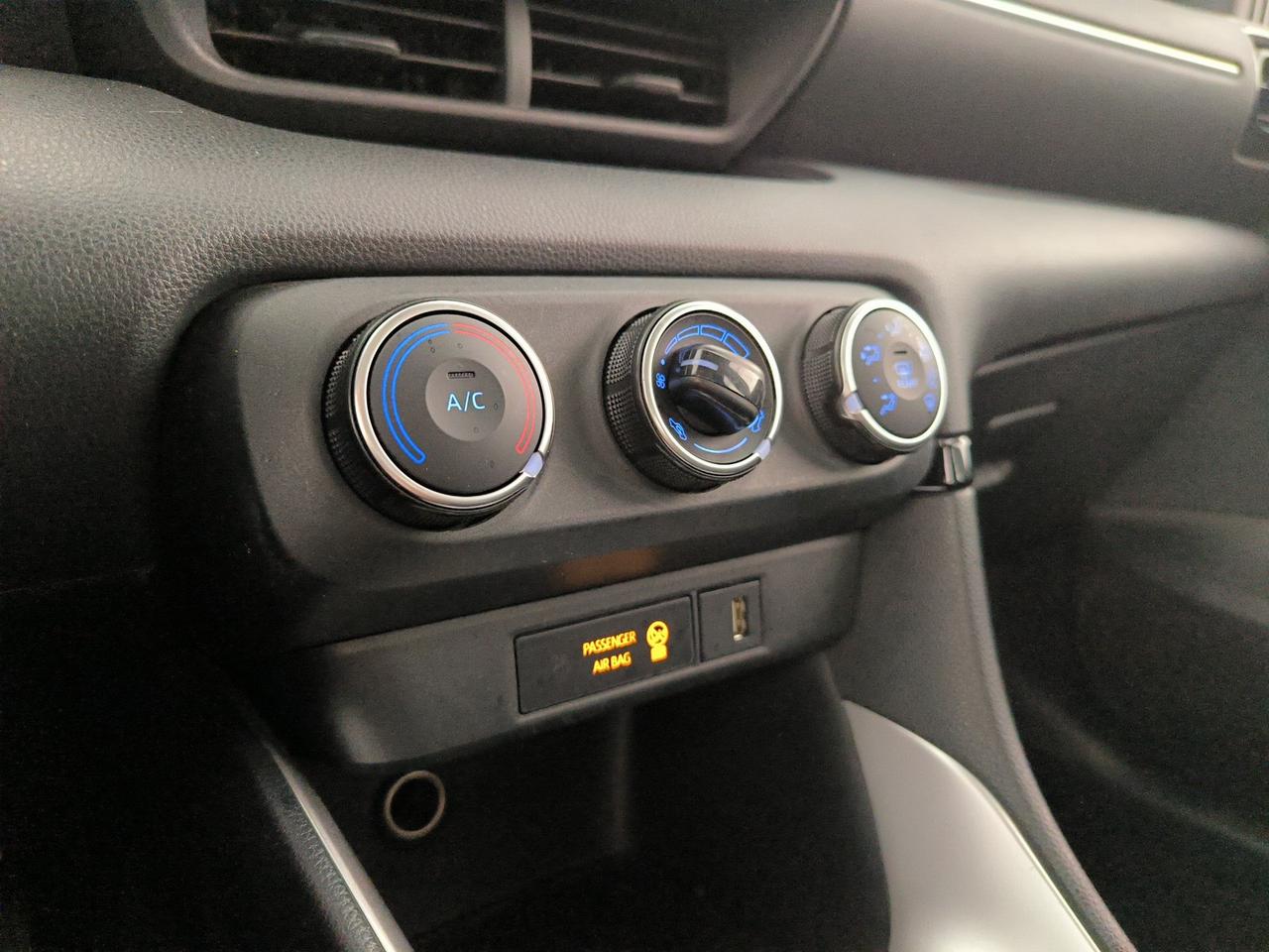 Toyota Yaris 1.0 active