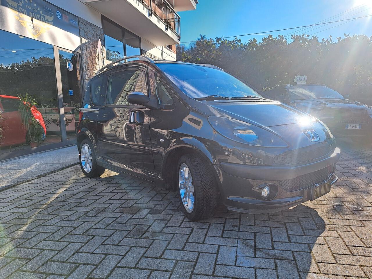 Peugeot 1007 1.6 / 80KW / 109CV / BENZ.