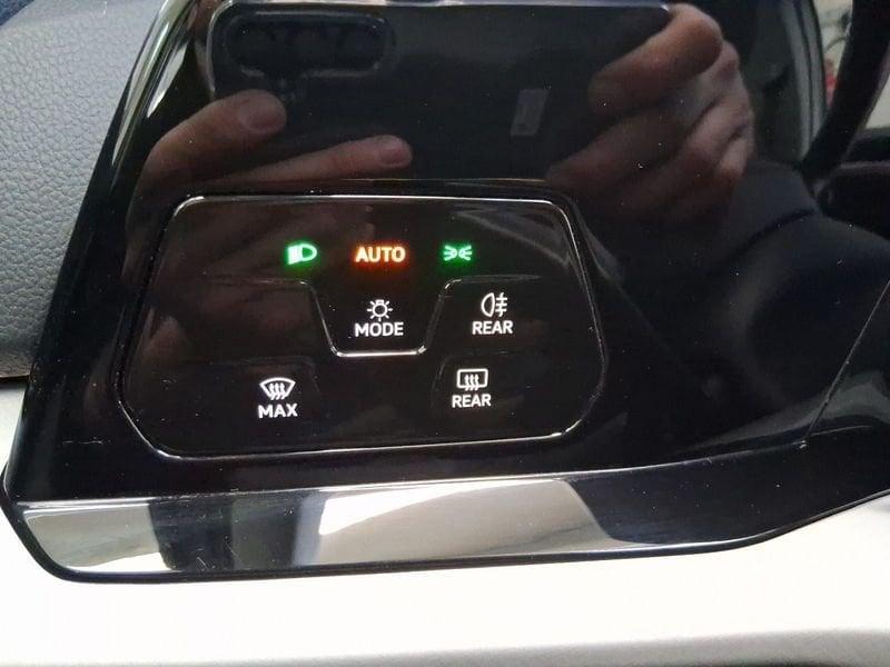 Volkswagen Golf Golf 1.0 eTSI EVO DSG Life